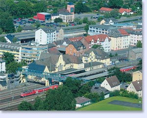 Bahnhof mit Ortenbergsteg